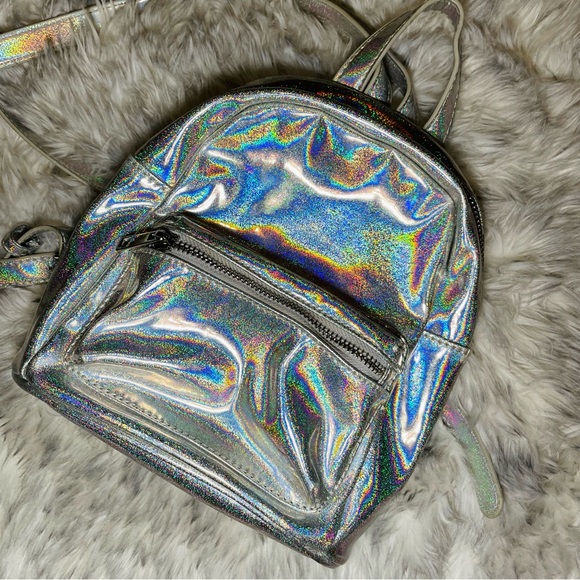 Holographic Silver Mini Backpack 🌈 - Picture 1 of 7